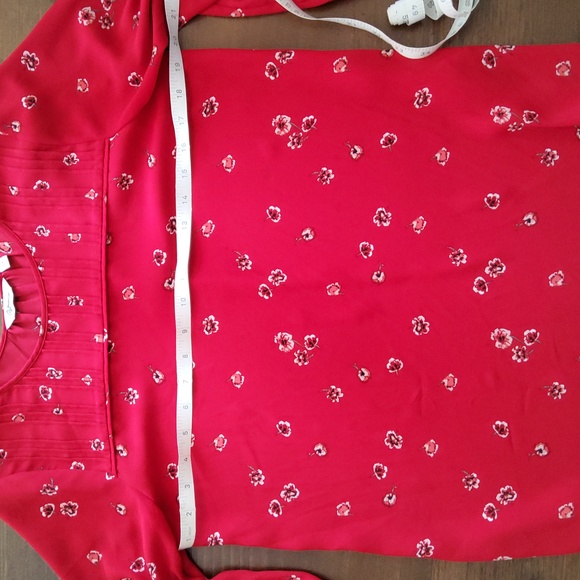 Reitmans Red Floral Blouse - Picture 7 of 8